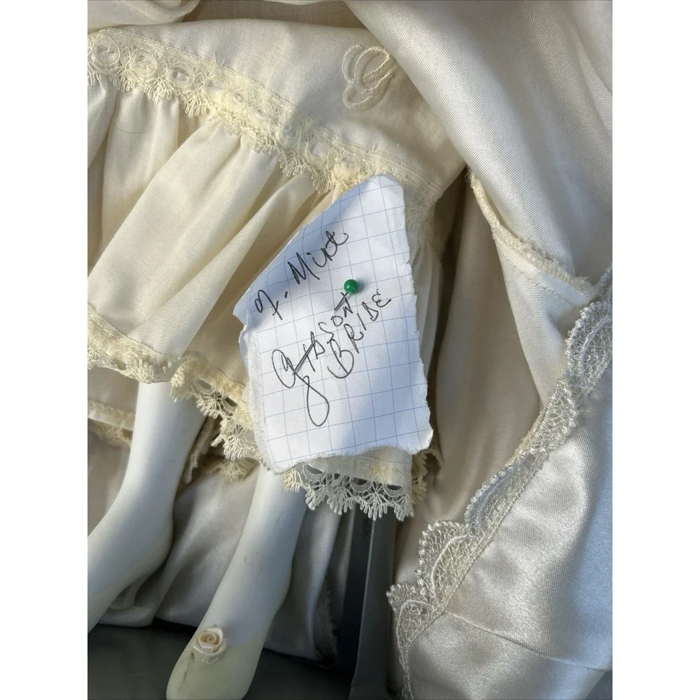 Porcelain Bride Doll 18
